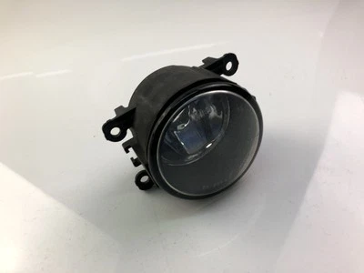 Faro antiniebla RENAULT LAGUNA II BG0/1 8200074008 14697324  Foto 1 de 4