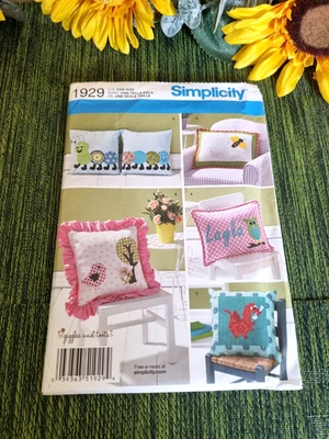 Simplicity Sewing Pattern 1929 Appliqued Pillow Cushion home wares crafts BEE - Image 1 of 4