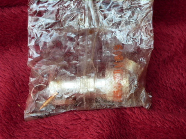 conector amphenol bnc mil-c-3901/01 nos vintage Foto 1 de 1