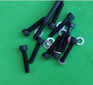 OSSA Juego Completo de Tornillos Cubierta Motor Ossa Oro Ossa Pinza Tr77 Ossa 303 - Imagen 1 de 2