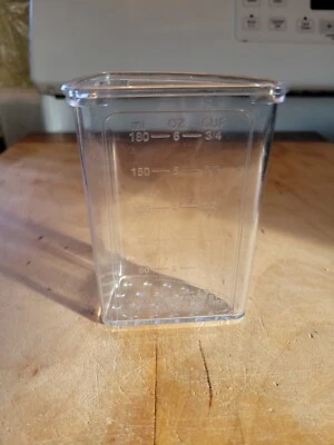 Hamilton Beach Blender Chef FP04 Food Processor Pusher Replacement Part NEW - Image 1 of 4