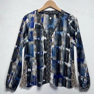 BKE Boutique Boho Shirt Womens Size M Long Sleeve V-neck embroidery Blue - Picture 1 of 12