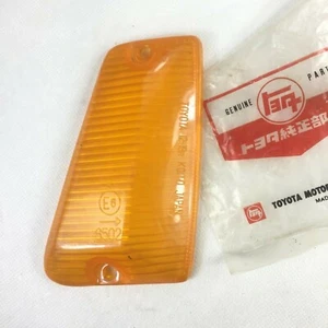 Turn Signal Lights Lens 1971 1972 Toyota Corolla KE20 KE25 KE26 TE21 RH KOITO - Picture 1 of 6