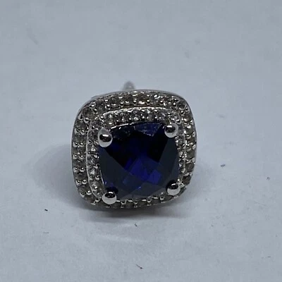 Pendiente de plata de ley con zafiro blanco y zafiro creado en laboratorio precio de venta sugerido por el fabricante $200 CP119 Foto 1 de 3