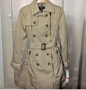 Women's Coat - Picture 1 of 6