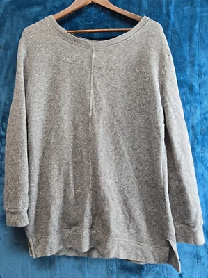 Suéter Victoria's Secret Abierto Calce Relajado Recortado Espalda con Botones Mediano M Foto 1 de 4