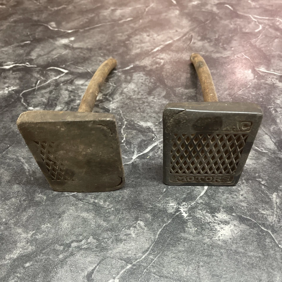 Juego de pedales de freno y embrague Lasalle Series 50 1939 OEM Foto 1 de 4