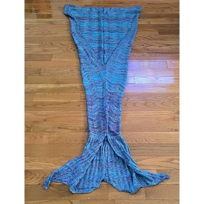 Manta cola de sirena tejida a ganchillo niños adolescentes adultos 74""x35"" azul púrpura acogedora Foto 1 de 4