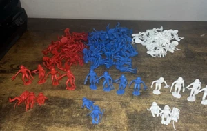 Astronaut Mini 2” figures Lot of 94 figures in red, blue and white colors - Picture 1 of 1