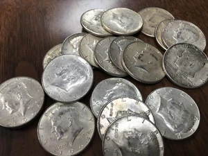 ON SALE ! 90% Silver 1964  Kennedy Half Dollars.  !!  SEE PICS AND DESCRIPTION ! - Picture 1 of 2
