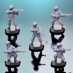 WW2 Soviet Assault Engineers Rifles 5X 28mm 1/56 for Wargames and Collectors - Picture 1 of 3
