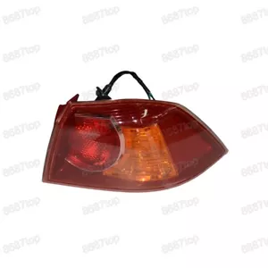 Luz trasera exterior derecha lámpara freno 8330A110 para Mitsubishi Lancer 2007-2011 - Imagen 1 de 6