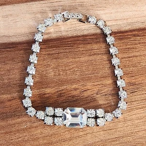 Vintage La Rel Rhinestone Bracelet Formal Wedding Cocktail Costume Jewelry - Picture 1 of 6