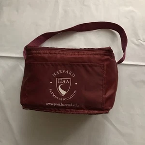 BOLSA DE ALMUERZO SÁNDWICH AISLADA HARVARD EX ALUMNOS ASSOC CREMALLERA BORGOÑA 8X6X6 Excelente - Imagen 1 de 2