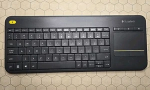 Logitech K400 Plus Wireless Keyboard - DONGLE INCLUDED! - Picture 1 of 2