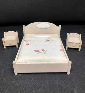 Vintage LUNDBY DOLLHOUSE FURNITURE Master Bedroom BED Side Tables 1:16 Set Lot - Picture 1 of 4
