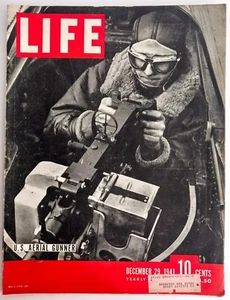 Life Magazine December 29, 1941 U.S. Aerial Gunner, First Photos of Pearl Harbor - Picture 1 of 8