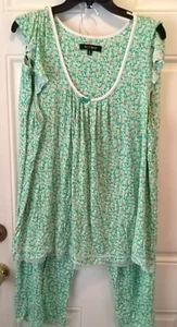 Ellen Tracy green floral PJ mismatched sizes Set L-top XL-capri Pants P1395 - Picture 1 of 6
