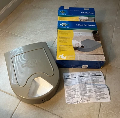 pet safe automatic programmable pet feeder 5 meal dog cat - Image 1 of 4