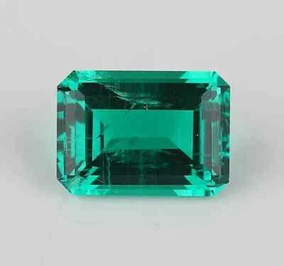 Hydrothermal Emerald Gemstone Octagon Cut Shape Gemstone For Jewelry Making - Image 1 of 2