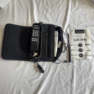 Vintage 1990's Motorola Car Phone In Bag SCN2497B Tested To Turn On w/ Manual - Picture 1 of 6