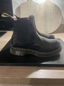 Doc Martens 2976 Women's Black Patent Leather Chelsea Boots, Size 5UK= 38EU - Picture 1 of 5