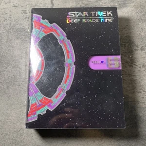 Star Trek Deep Space Nine The Complete First Season DVD 6-Disc Set - Picture 1 of 5