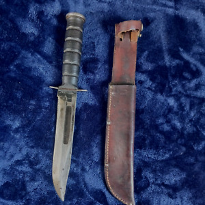 US Navy Mk2 Fighting Knife Camillus w/Leather NSN Scabbard