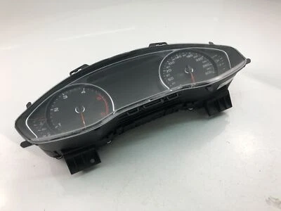 Q1571 AUDI Speedometer 8W5920701B - Image 1 of 4