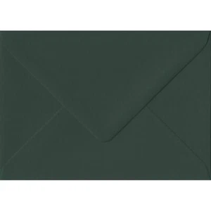 Racing Green 135gsm Colour Envelope. 133mm x 184mm. Gummed Diamond Flap. - Picture 1 of 1