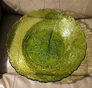 Depression Glassware Green Scalloped Large Bowl Centerpiece Home Decor  - Picture 1 of 7