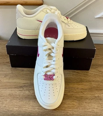 Nike женщин Air Force 1 ' 07 SE низкий кокосовое молоко розовый FB8251-101 размер 9,5 новый в коробке - Изображение 1 из 4