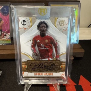 2024-2025 TOPPS UCC Reverence Soccer - Kobbie Mainoo Orange Auto /25 - Picture 1 of 2
