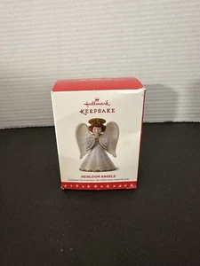 Heirloom Angels (2016 Hallmark Keepsake Ornament) 1st in Series New *Damage Box - Picture 1 of 5
