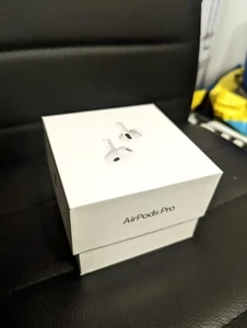 AirPods Pro 3ème génération avec boîtier de charge sans fil MagSafe - Blanc - Photo 1 sur 9