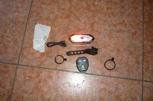 Faro Posteriore Bici Elettrica Con Frecce telecomando Luce - Imagen 1 de 1