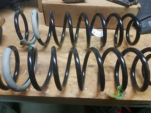 2 OEM 3657AC Front Coil Springs For Jeep Wrangler JL 2018 Vehicle  - Bild 1 von 7