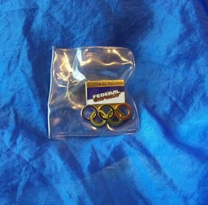 Federal Express Olympic Lapel Pin Worldwide Sponsor Calgary Seoul Vintage 1988 - Picture 1 of 2