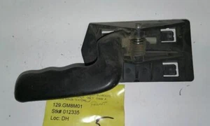 Chevrolet SILVERADO 1500 2001 Driver Side Door Handle, Inner 417809 - Picture 1 of 12