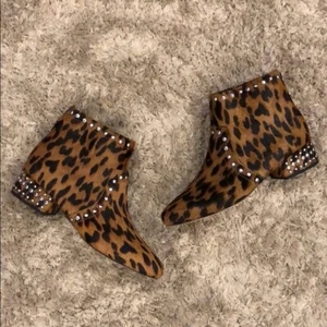 Sam Edelman Lorin Studded Haircalf Bootie NEW Size 7 - Picture 1 of 11