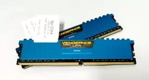 Corsair Vengeance LPX 16GB (2X8GB) DDR4-3000mhz UDIMM - CMK16GX4M2B3000C15B - Picture 1 of 3