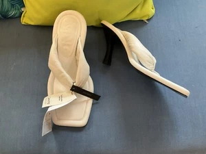 MNG White Leather Slip On Toe Post High Heel Sandals UK 8 EUR 41 NEW + Tag - Picture 1 of 6