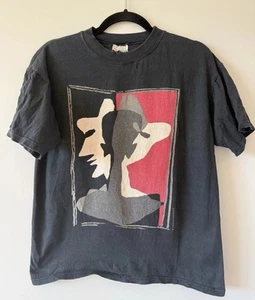 Camiseta Negra Cuadrada Arte Surrealismo Gala Fundacio Salvador Dalí 1998 DE COLECCIÓN - M - Imagen 1 de 5