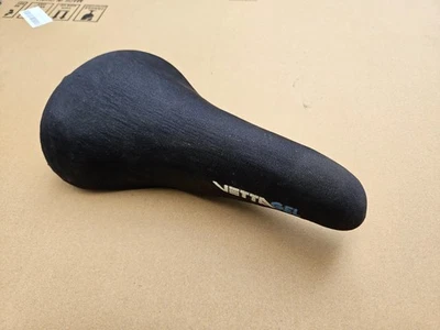 Sillín de bicicleta de carretera Vetta Gel vintage años 90 negro hecho en Italia Foto 1 de 4