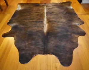 Huge and Beautiful - An Amazing Sheen - A Warm Brown Brindled Exotic Cowhide Rug - Picture 1 of 9