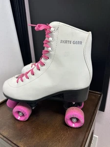 Skate Gear Retro Quad Design Rollschuhe - Größe Damen 9 - weiß mit pink - Bild 1 von 14