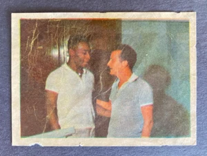 1964 Instantaneos da Vida do Rei Pele #252 Pele with Cláudio Christóvam de Pinho - Picture 1 of 2
