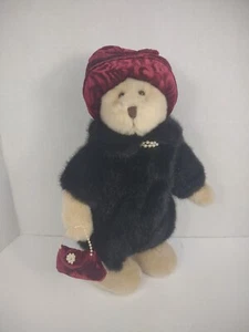 Vintage Nuria Russ Berrie Bear #4583 plush teddy red hat purse black coat 13" - Picture 1 of 14