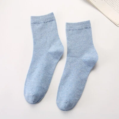 5 pares de calcetines informales transpirables medianos desodorantes lisos para mujer Foto 1 de 4