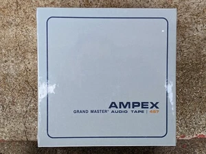 Cinta de audio de masterización de estudio AMPEX 457 sellada de nuevo de lote antiguo: carrete de 1/4""x1800', 7"", 178 mm - Imagen 1 de 4